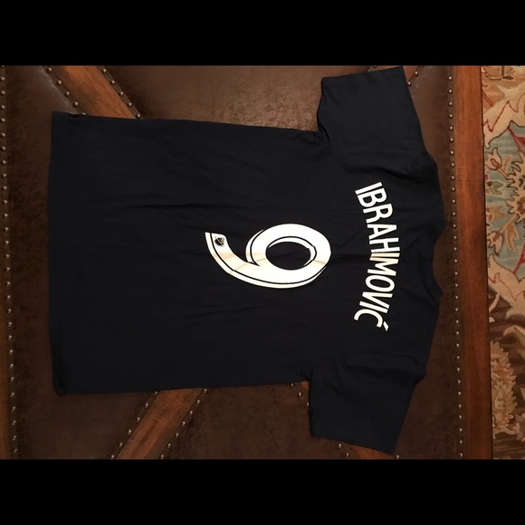 Men’s soccer jersey - Picture 2 of 3